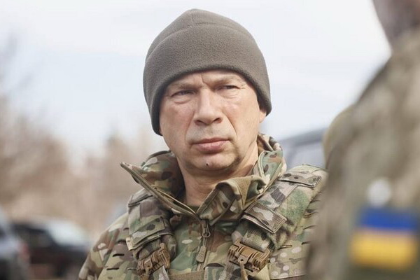 Главком ВСУ Сырский признал риск продвижения российских войск