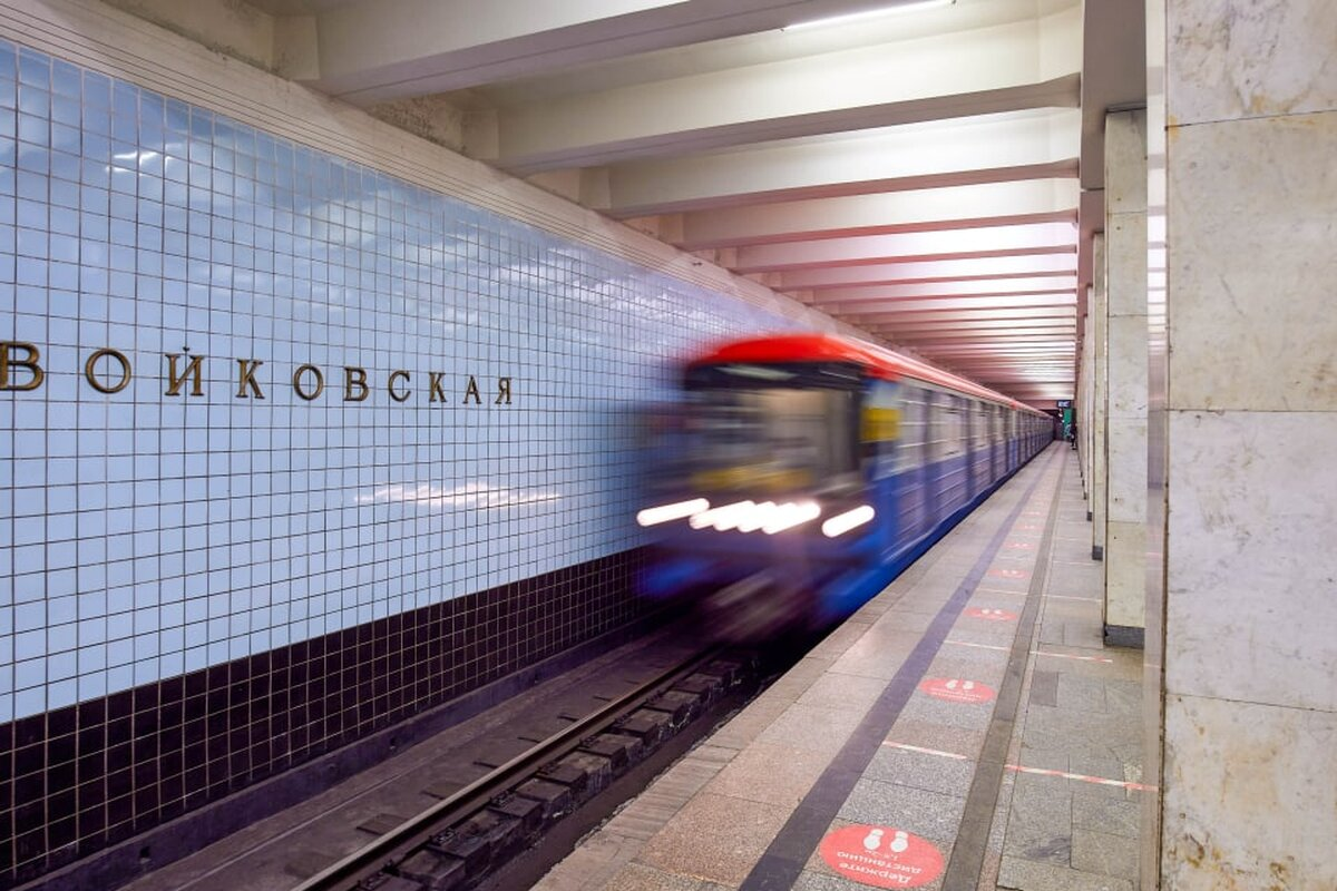 Задержан москвич, толкнувший подругу под поезд метро Задержан москвич, толкнувший подругу под поезд метро