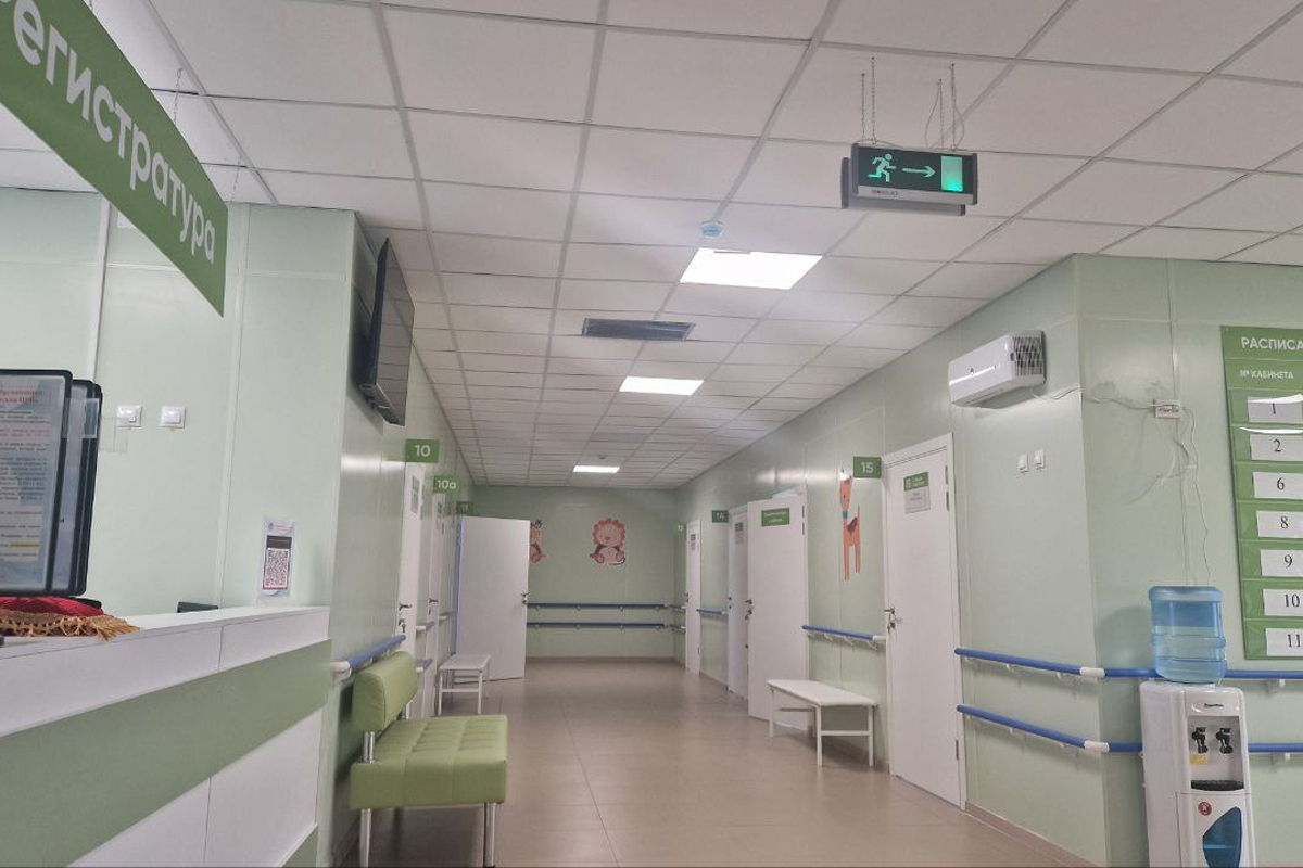 Глава Бурятии Цыденов: В посёлке Селенгинск запустили новую поликлинику для детей