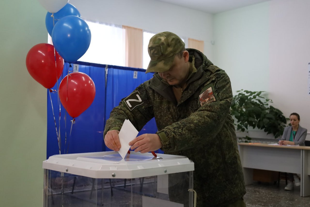 Военные досрочно проголосовали в отдаленных гарнизонах и зоне СВО