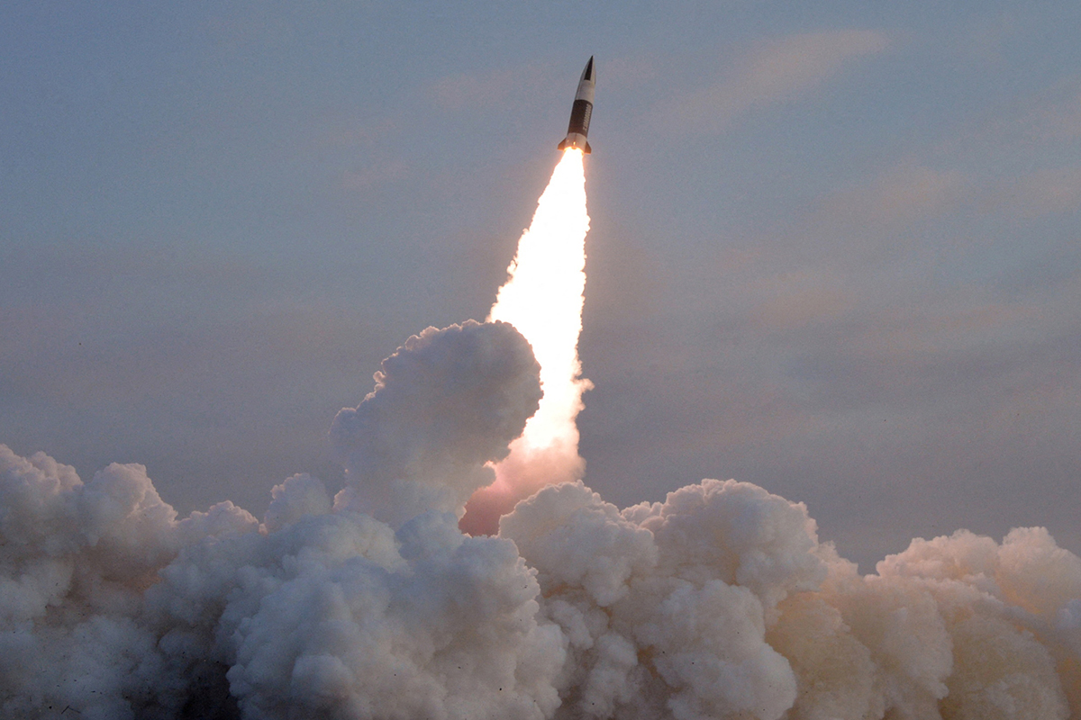 Северная Корея провела запуск трёх баллистический ракет в сторону Японского моря