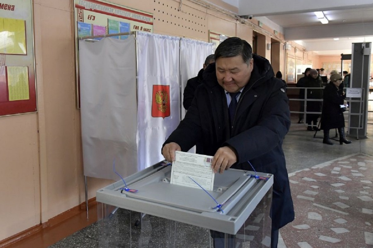 В Туве за Владимира Путина проголосовали 95,37% избирателей на фоне явки 95,59%