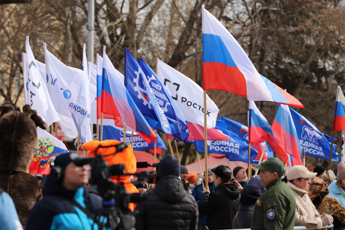 В митинге-концерте в честь воссоединения Крыма с Россией приняли участие 5000 человек