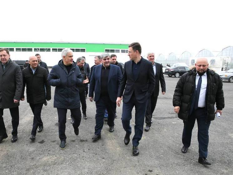 Вице-премьер РФ посетил в КБР крупнейший на Северном Кавказе тепличный комплекс