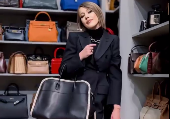 Собчак похвасталась сумкой от модного американского бренда