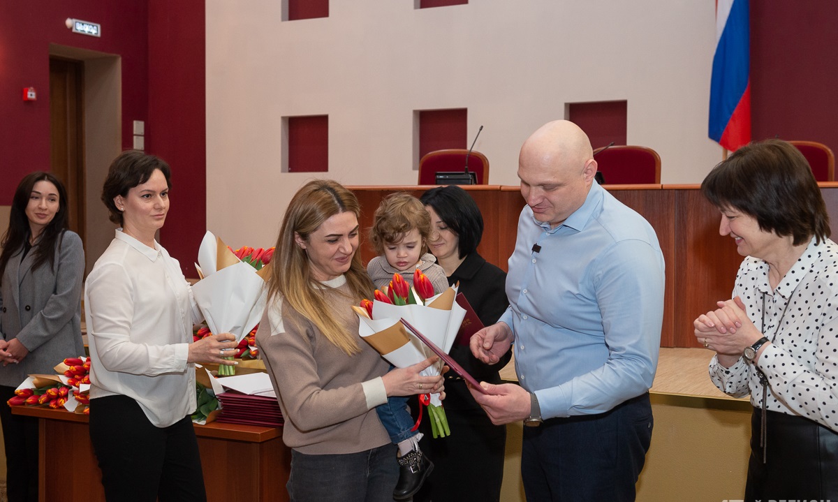 Безвозмездную субсидию на улучшение жилищных условий получили 30 молодых семей Владикавказа в 2024 году