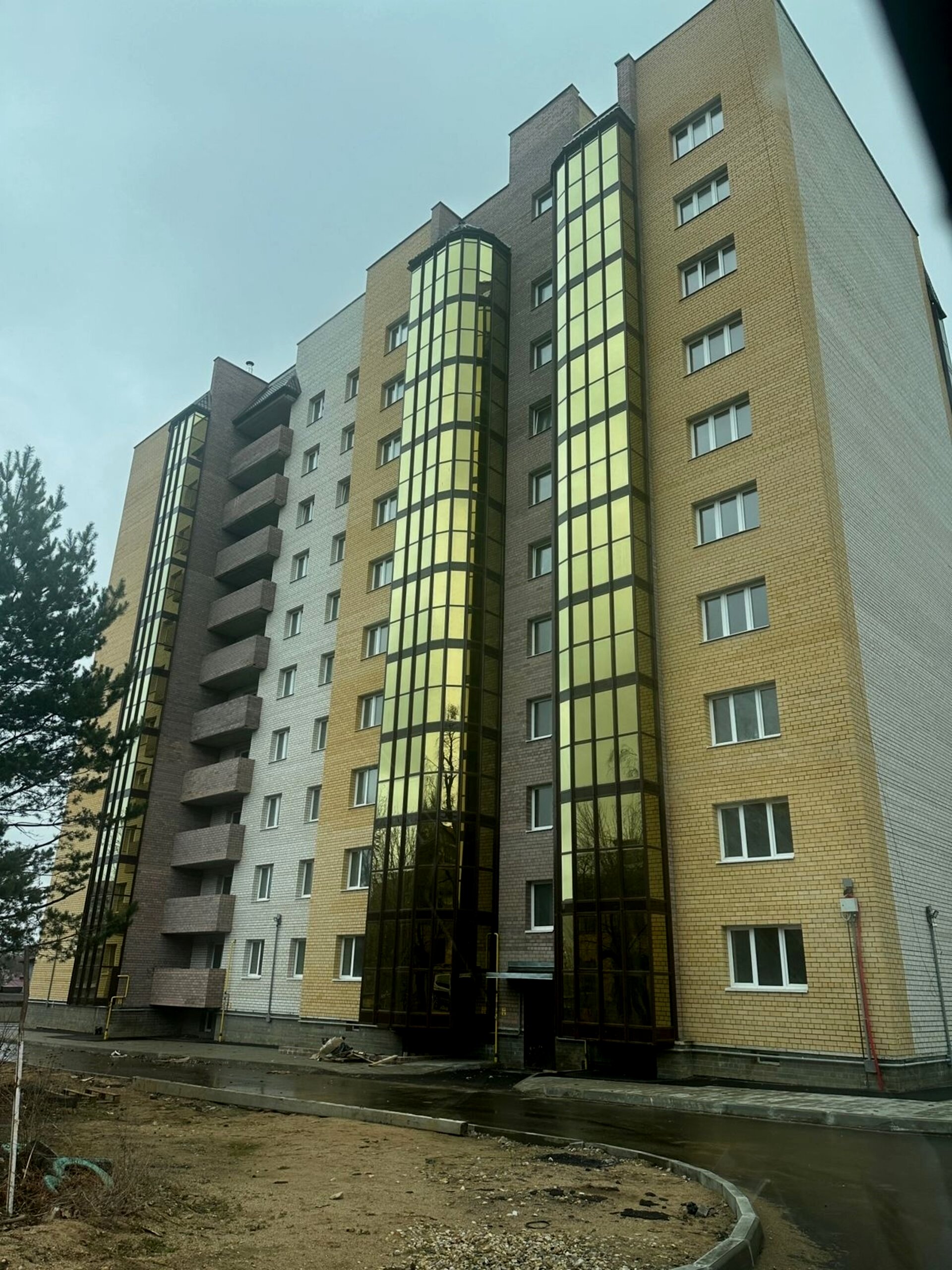 Дом с несчастливым номером в Смоленской области может превратиться в «замок из песка»
