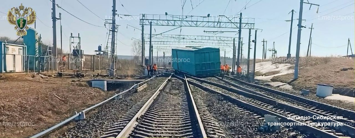 В Красноярском крае восстановили движение поездов после схода вагонов