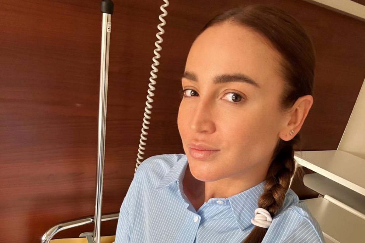 Ольга Бузова легла на операцию в больницу