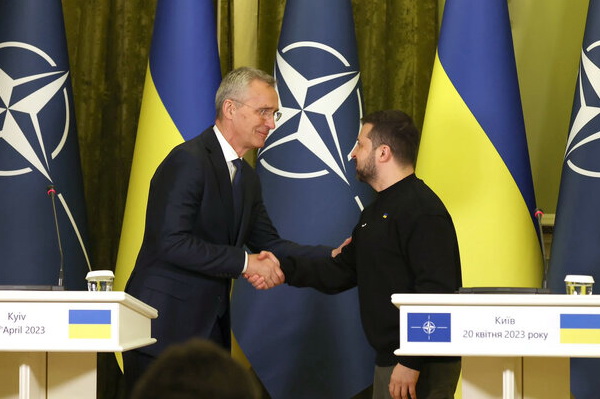 Глава НАТО находится в Киеве с необъявленным визитом