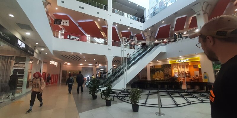 Переизбыток торговых центров в Самаре обернулся дефицитом покупателей в них