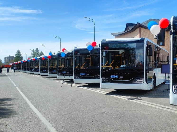На дороги Тувы скоро выедут 20 новых больших автобусов