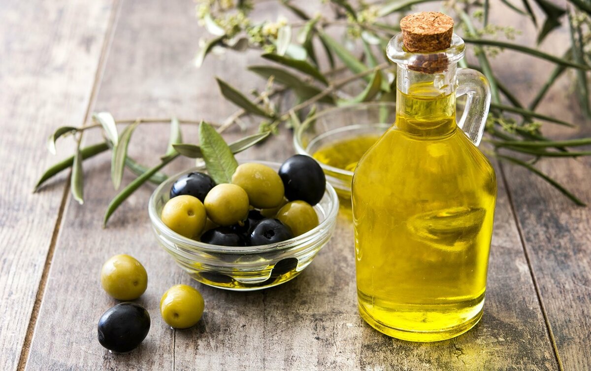 Ежедневный прием оливкового масла, вероятно, предотвращает смерть от деменции