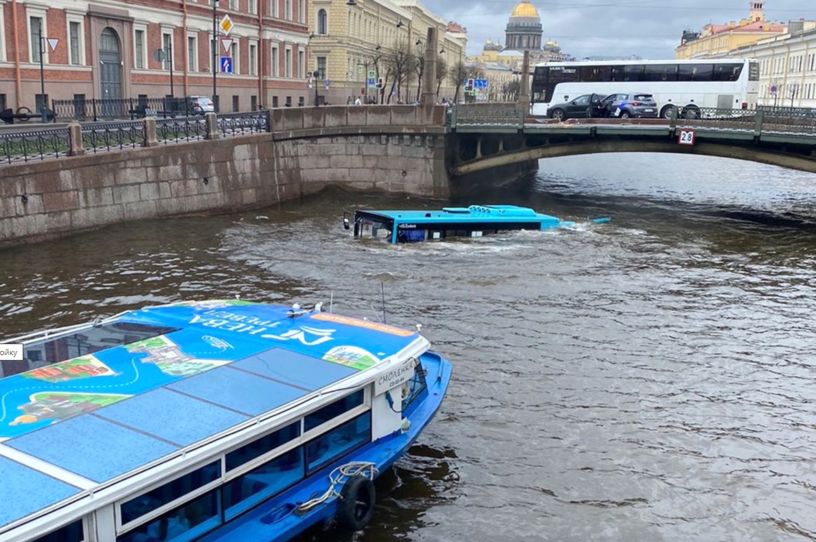 Семьи погибших и пострадавших в ДТП с автобусом, упавшим в реку, получат выплаты