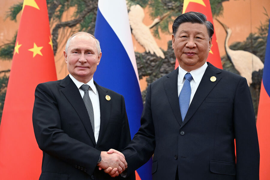 Путин и Си Цзиньпин обсудят на встрече в Пекине вопросы международного сотрудничества