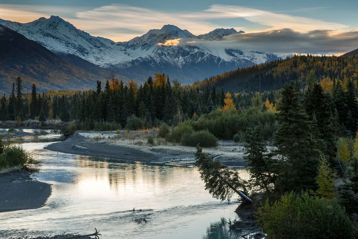 Водоемы на Аляске становятся ржавыми
