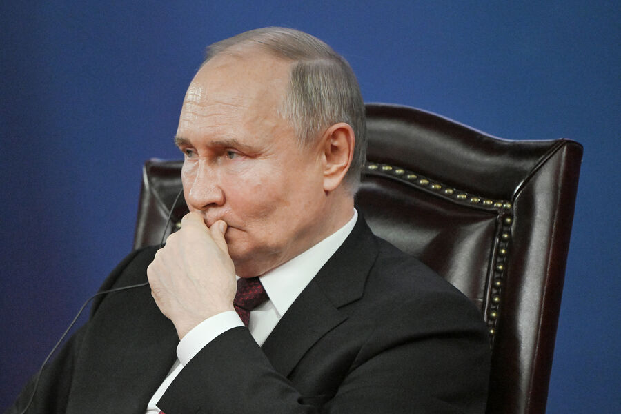 Путин распорядился утвердить отдельные программы развития 10 отстающих регионов России