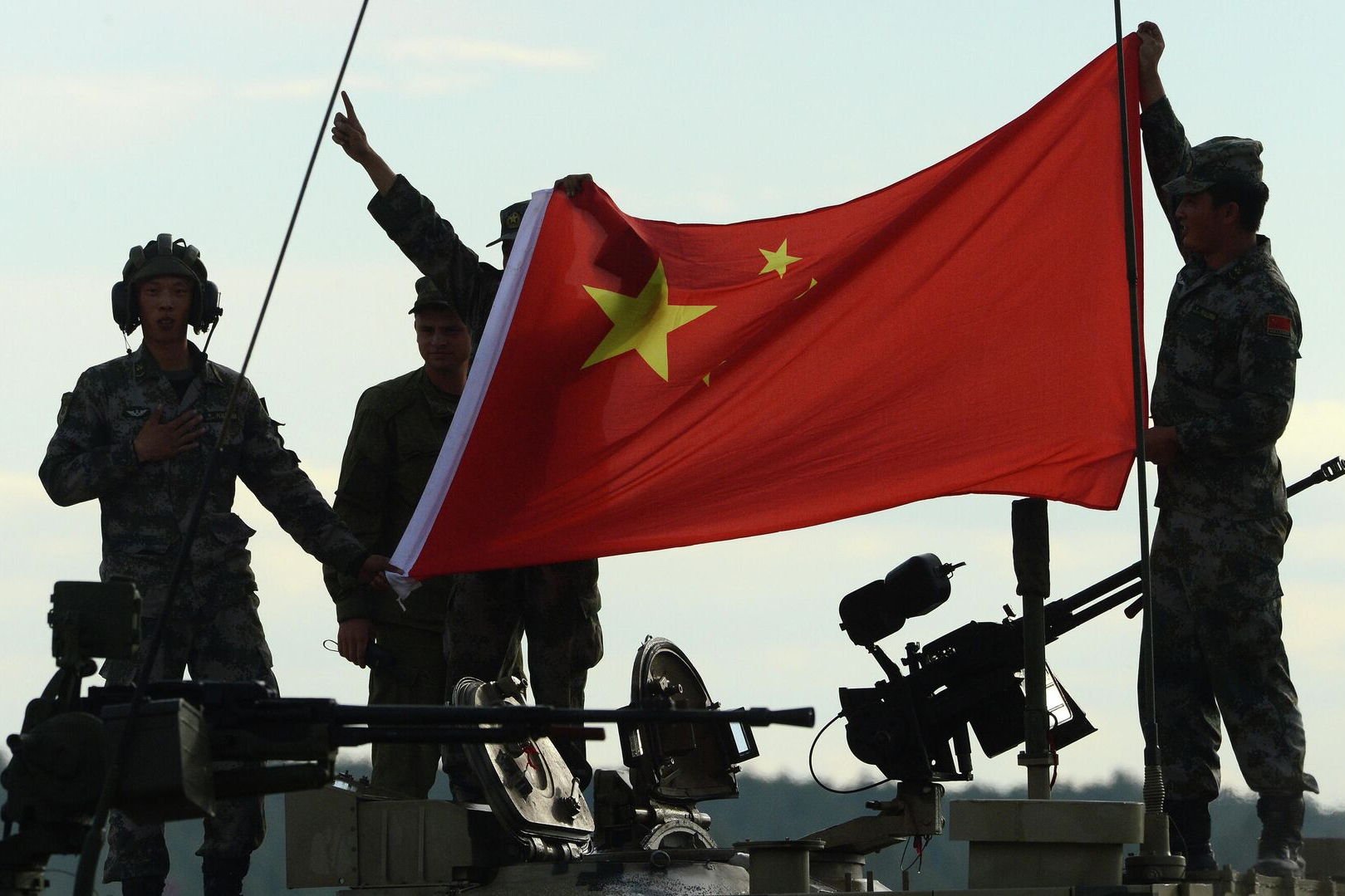 Китай проводит 2-дневные военные учения у Тайваня