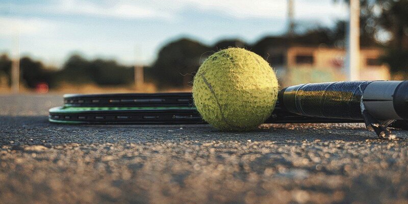 В сочинском санатории погиб шестилетний мальчик, получив проникающее ранение живота на теннисном корте