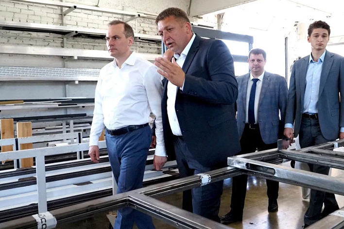 Глава Мордовии Здунов ознакомился с работой малого предприятия в Атяшевском районе