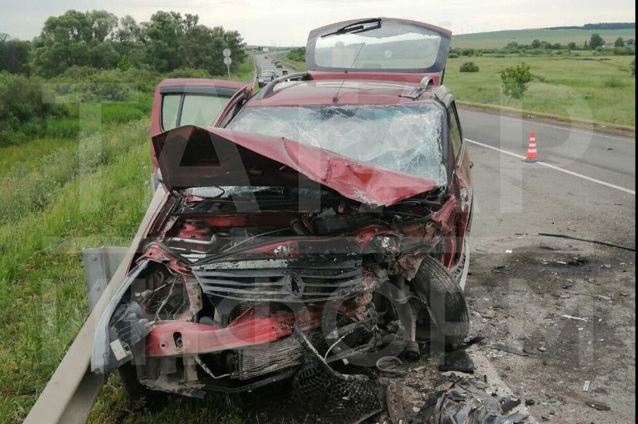 Трагедия на трассе Казань - Оренбург: три человека погибли в лобовом столкновении