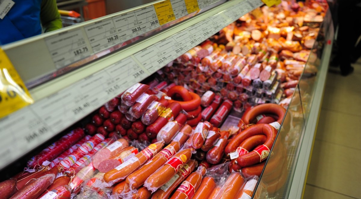 Роскачество составило список компаний, выпускающих колбасные изделия, вредные для здоровья