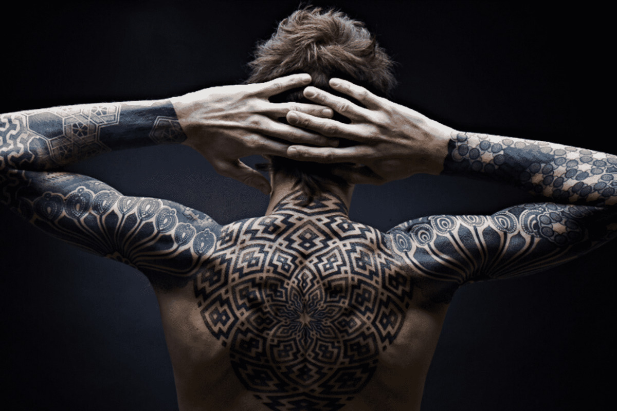 Ученые выяснили, как татуировки связаны с риском заболевания раком крови
