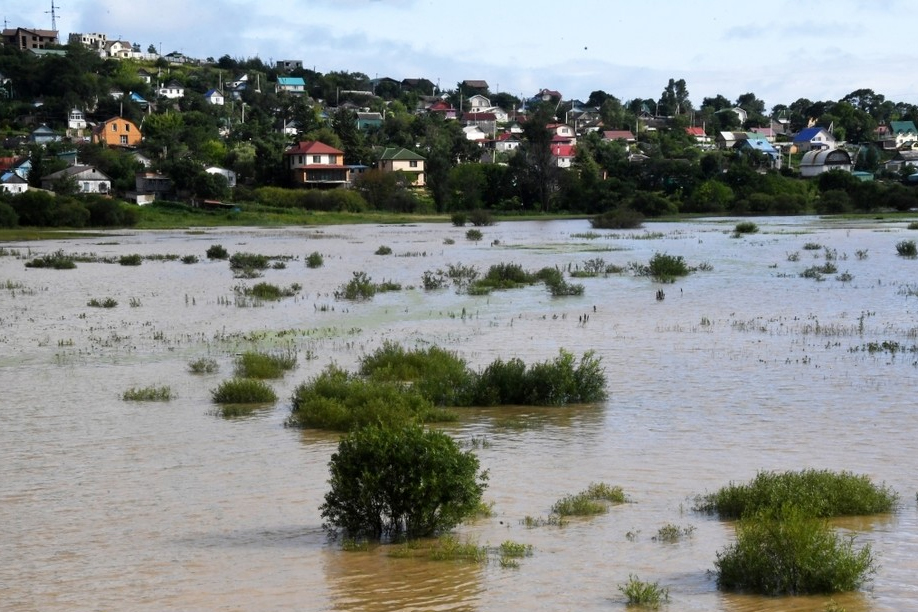 В Приморье из-за паводка 4 села остаются отрезанными от дорожного сообщения