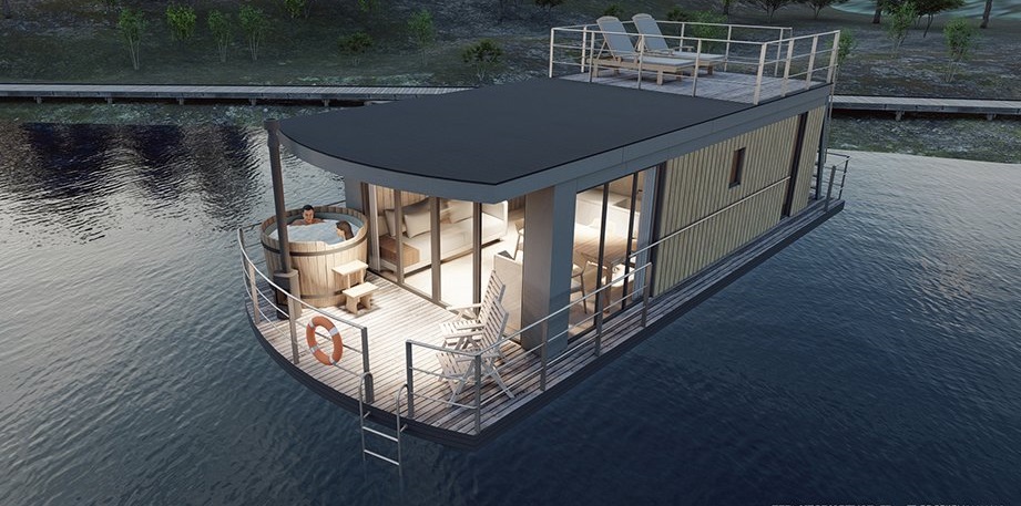 Первую плавучую гостиницу ввели в строй на озере Лумболка в Мончегорске