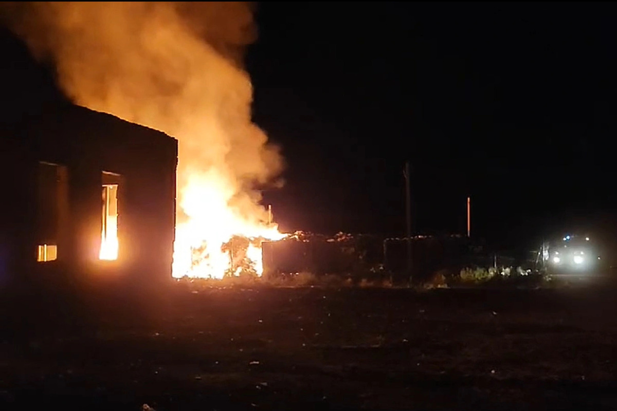 На мусорном полигоне в Калаче-на-Дону разгорелся серьезный пожар