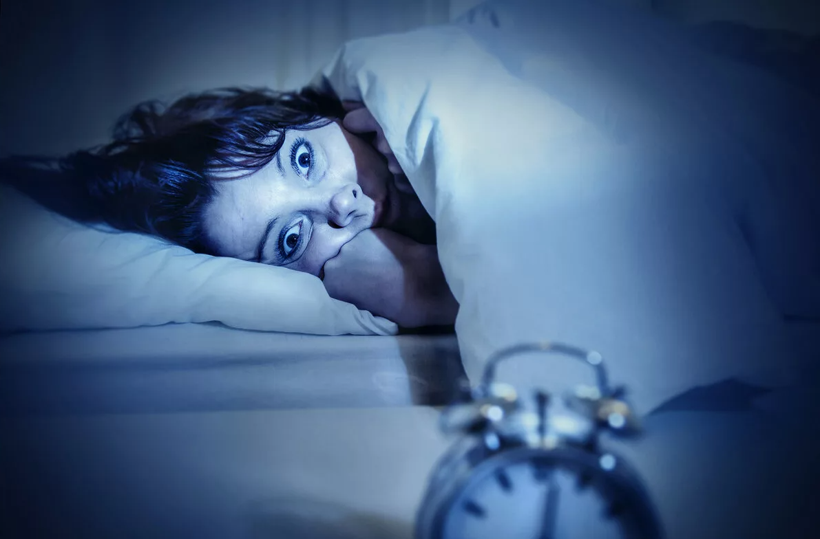 Стало известно, что недосыпание и ночные кошмары увеличивают риск деменции
