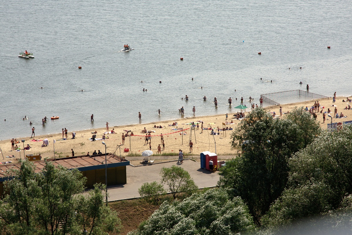 В Казани контролирующие органы разрешили купаться на двух пляжах, показатели воды удовлетворили чиновников