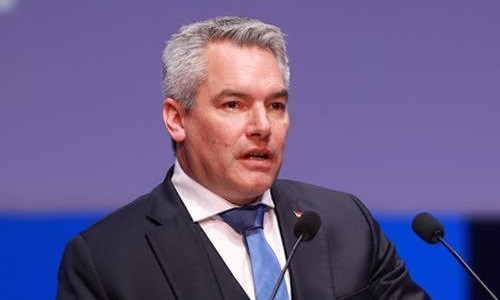 Карл Нехаммер: Представители Австрии продолжат свое участие в заседаниях Совета ЕС под председательством Венгрии