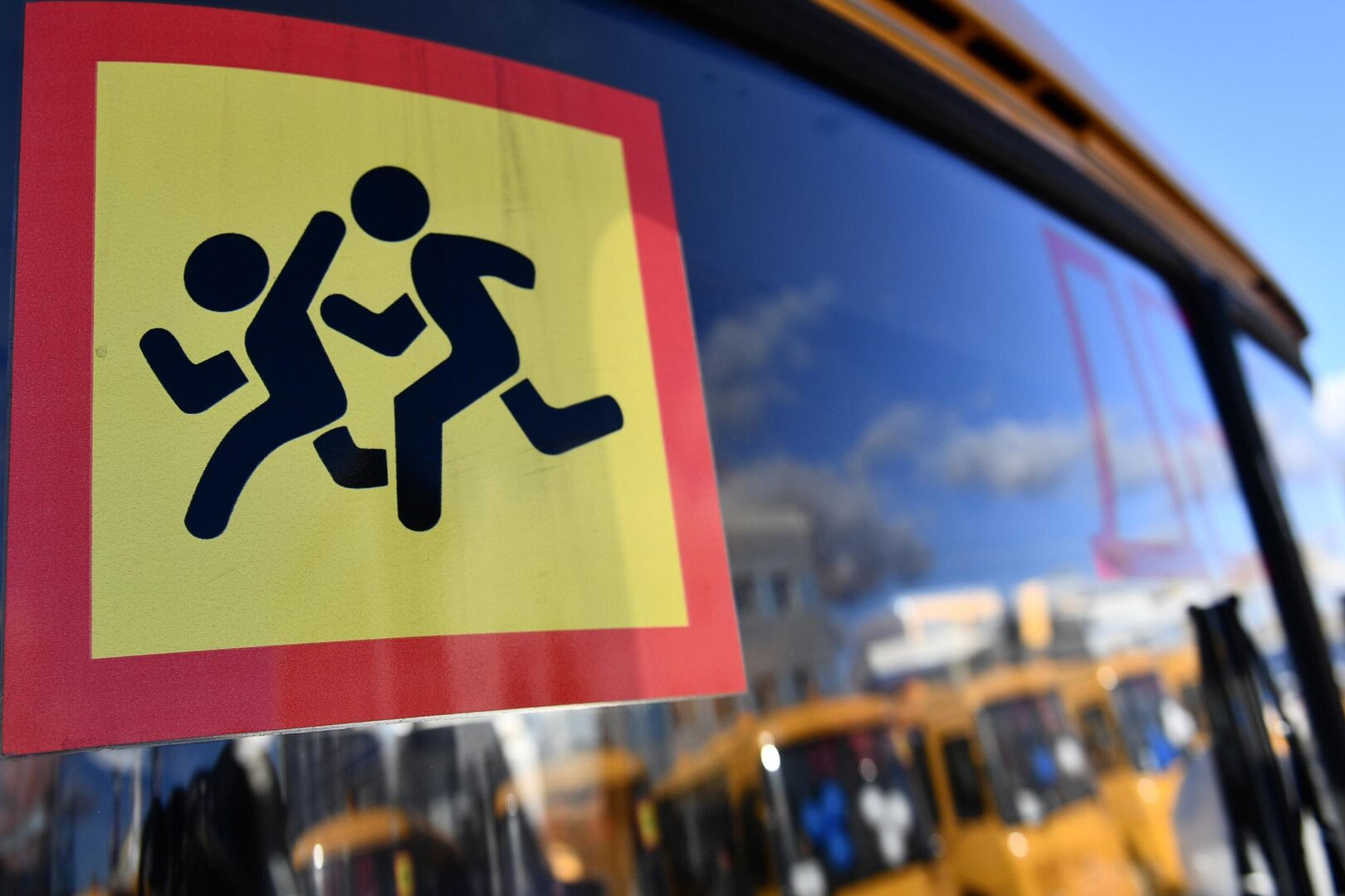 Ульяновская область получит партию новых школьных автобусов