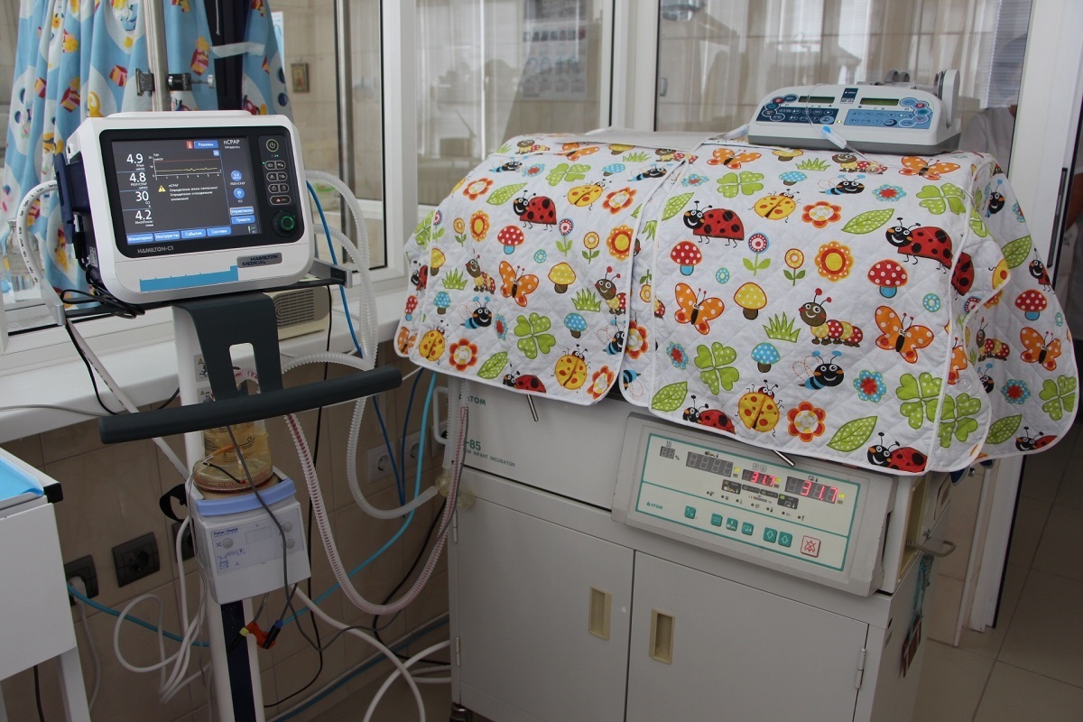 В Башкирии врачи смогли спасти малышку, родившуюся весом 400 граммов