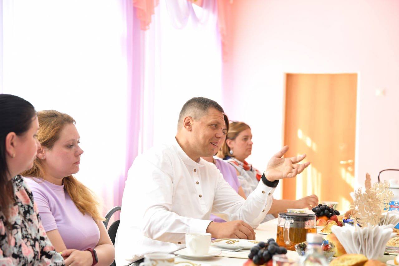 Глава Дмитровского округа проверил готовность детского сада «Умка» к новому учебному году