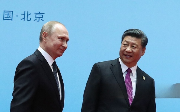 Путин и Си Цзиньпин обсудили все аспекты сотрудничества на встрече в Астане