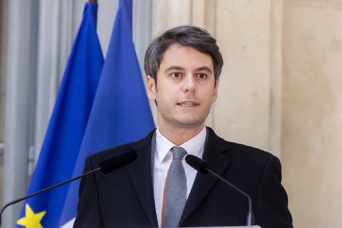 Атталь остается премьер-министром Франции