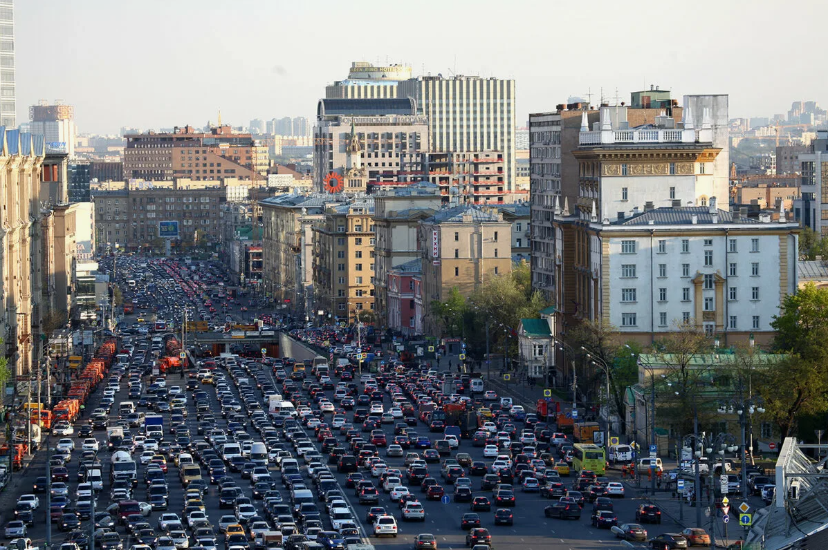 В Москве массовое ДТП парализовало движение на Садовом кольце