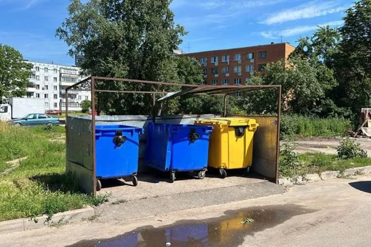 В Пскове каждый сутки вывозят около 300 тонн бытовых отходов