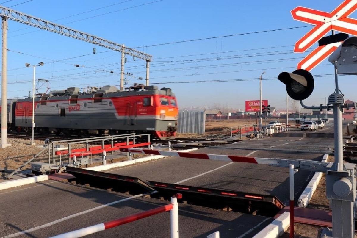 Грузовик протаранил поезд в одном из районов Пермского Края