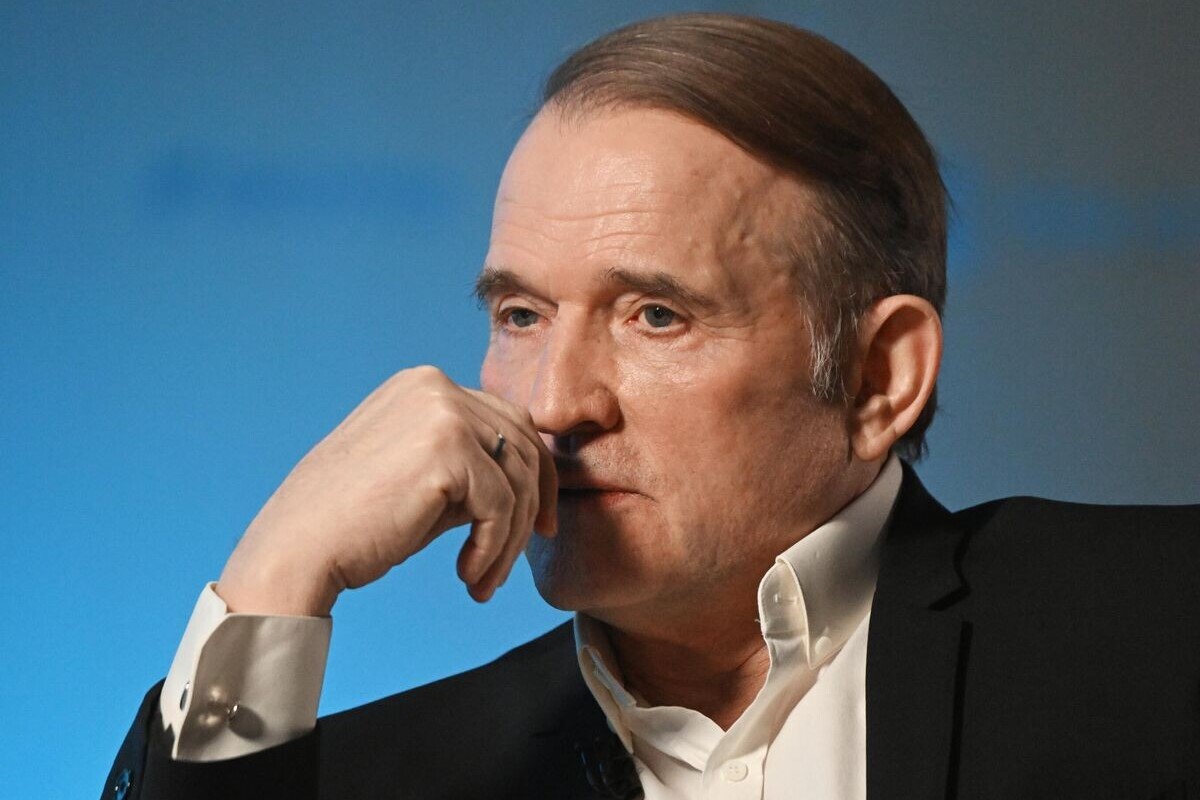 Медведчук заявил, что мир на Украине возможен только с Россией Медведчук заявил, что мир на Украине возможен только с Россией