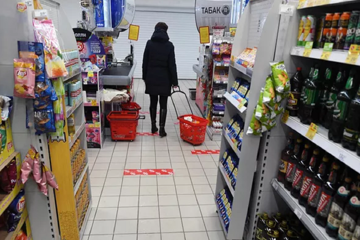 В Подмосковье еду начнут выдавать по талонам В Подмосковье еду начнут выдавать по талонам