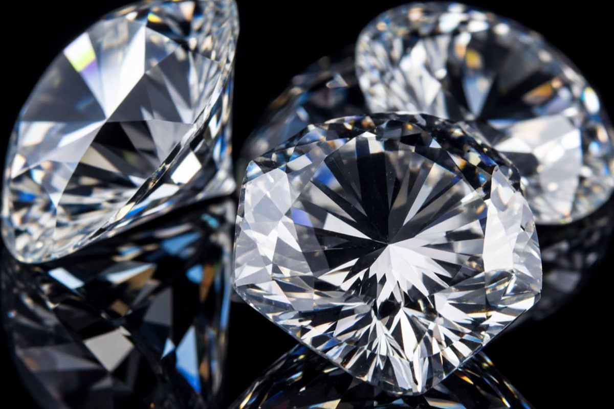 Бриллиантовый эксперимент: в России сделают ставку на искусственные камни