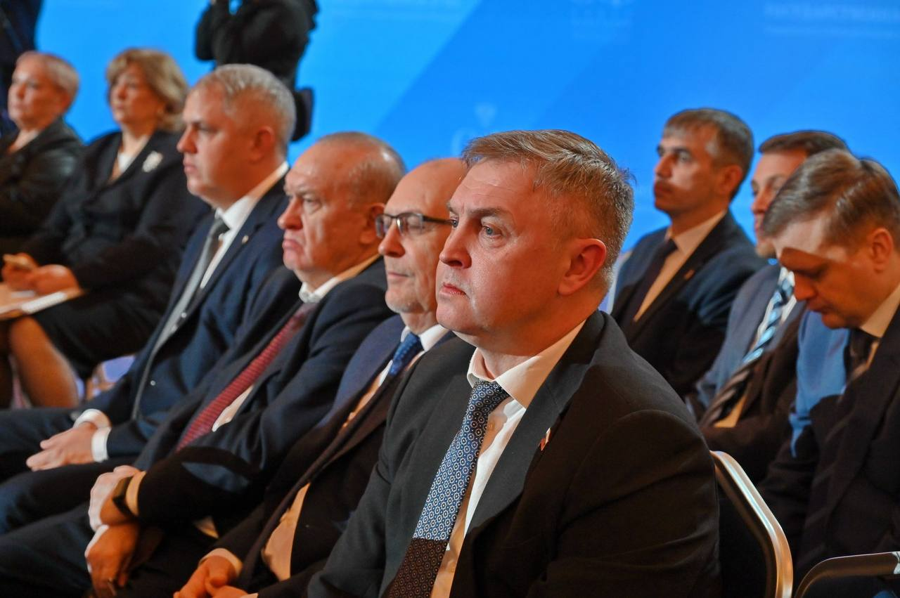 Спикер Роман Береснев: ЗС КО выйдет с предложением об усилении ответственности работодателей за «серые» схемы оплаты труда Спикер Роман Береснев: ЗС КО выйдет с предложением об усилении ответственности работодателей за «серые» схемы оплаты труда