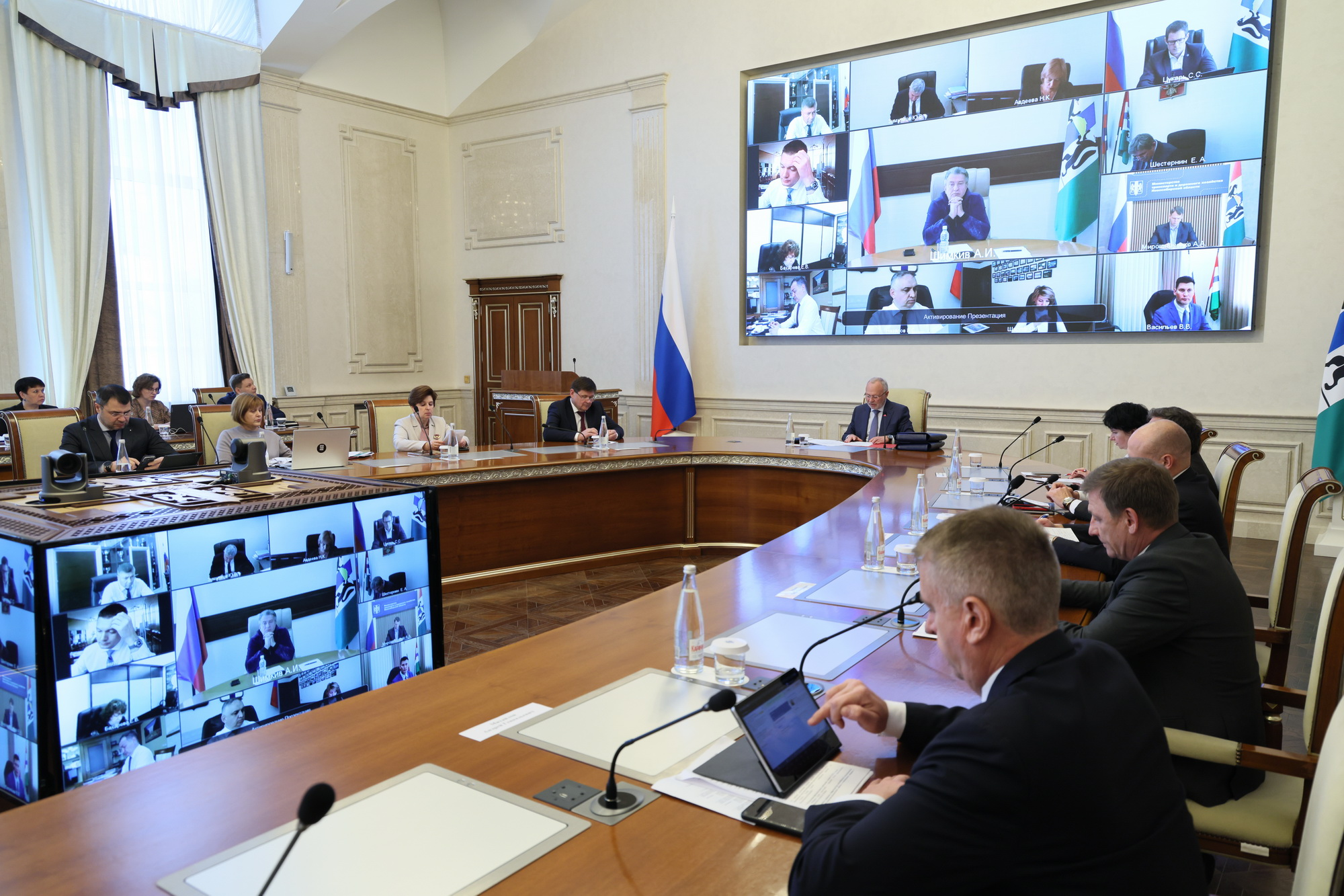 Защита семьи и детства: в Новосибирской области подготовили законопроект о запрете склонения к аборту Защита семьи и детства: в Новосибирской области подготовили законопроект о запрете склонения к аборту