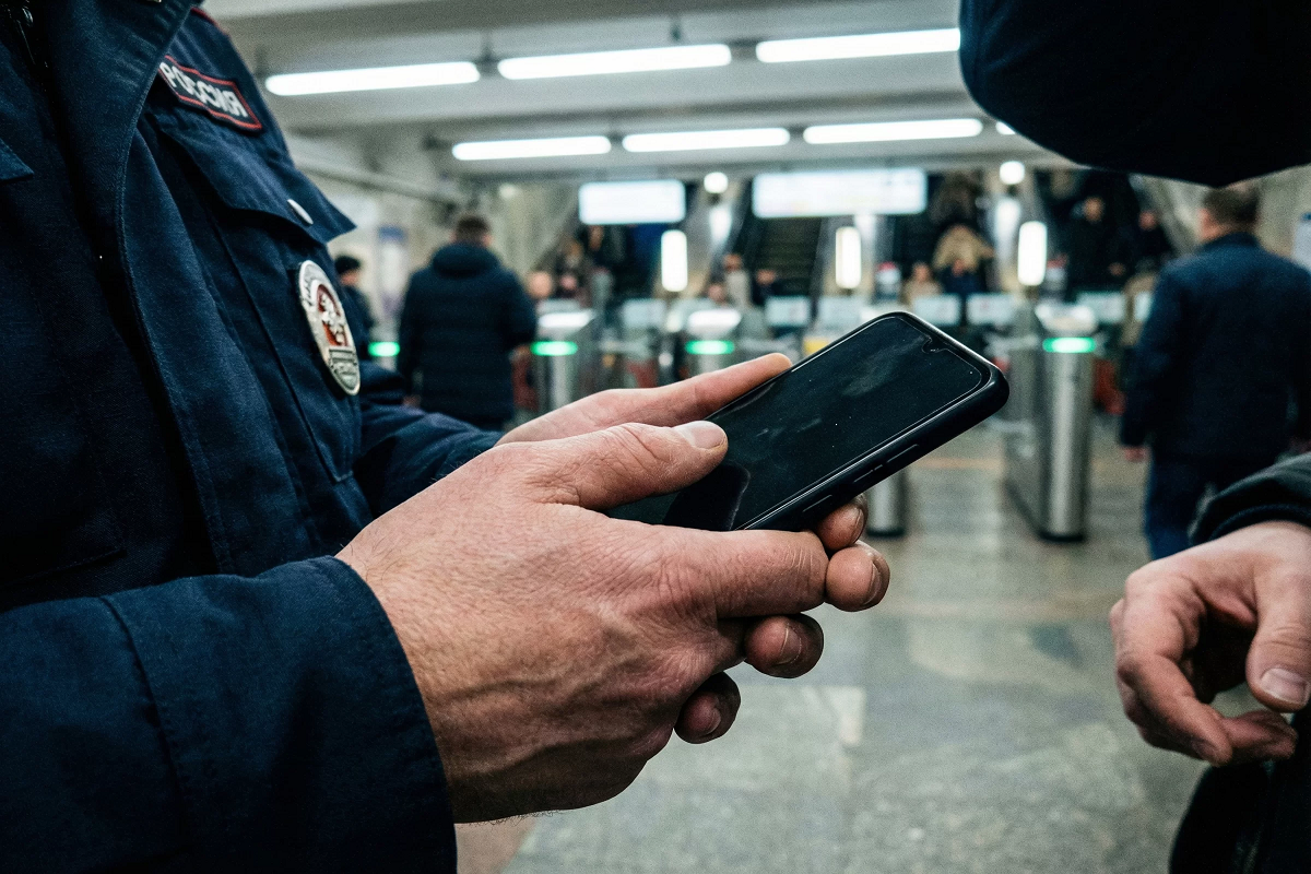 Генпрокуратура поддержала упрощение доступа полиции к смартфонам Генпрокуратура поддержала упрощение доступа полиции к смартфонам