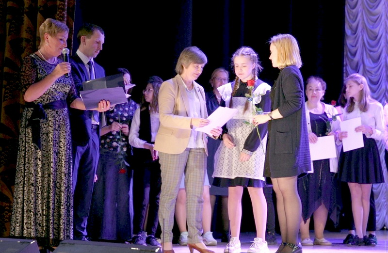 класс года. з-10 классы конкурс. школа 1 класс. лучший класс года. учителя тоншаевской вечерней школы.