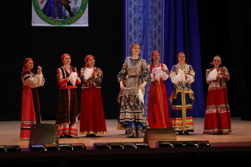 Культура дзержинск. Городской фольклор. Коллектив веснушки Дзержинск. Фестиваль ансамбль СССР.