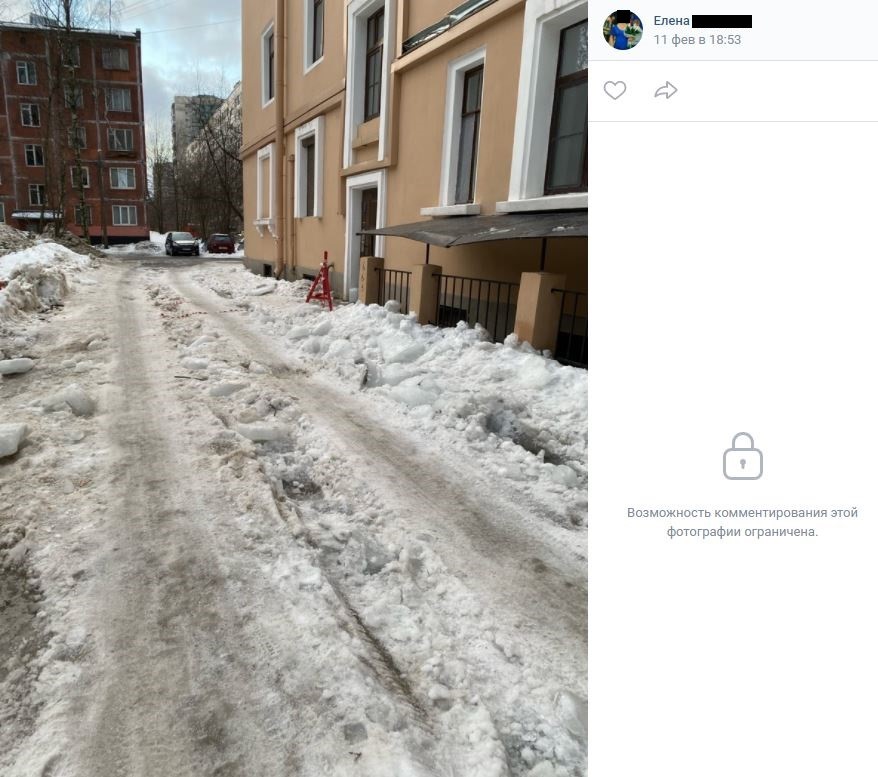 Жители Петербурга раскритиковали Смольный за запоздалое желание наладить снегоуборку